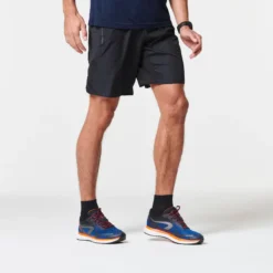 Pantalón Corto Running Con Transporte Hombre Kiprun Negro