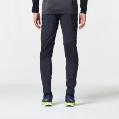 Pantalón Running Ajustado Hombre Kiprun Light Negro
